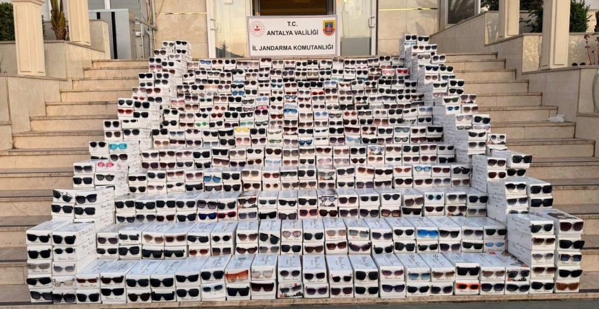 Alanya'da Jandarmadan Dev Operasyon: 20 Milyon TL Değerinde Kaçak Gözlük Ele Geçirildi
