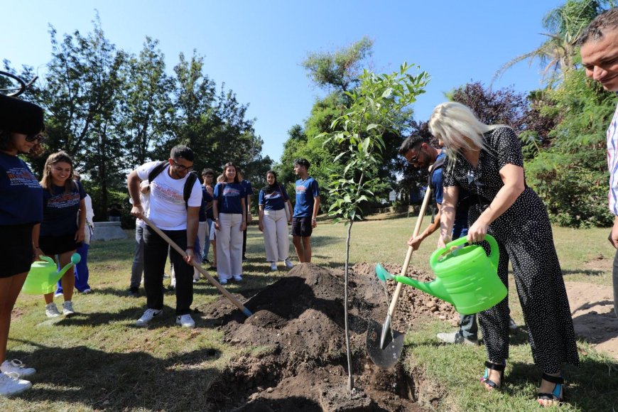 Kampüste "Yeşil" Seferberlik: 2 Yılda 5 Binden Fazla Fidan Toprakla Buluştu