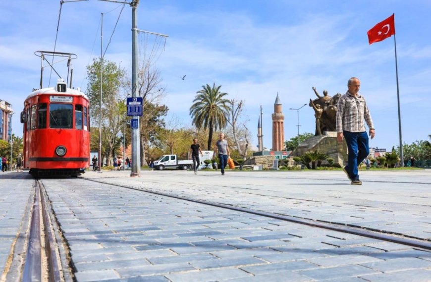 Büyükşehir Belediyesi Toplu Taşıma Araçları 1 Mayıs Mesaisinde Ücretsiz