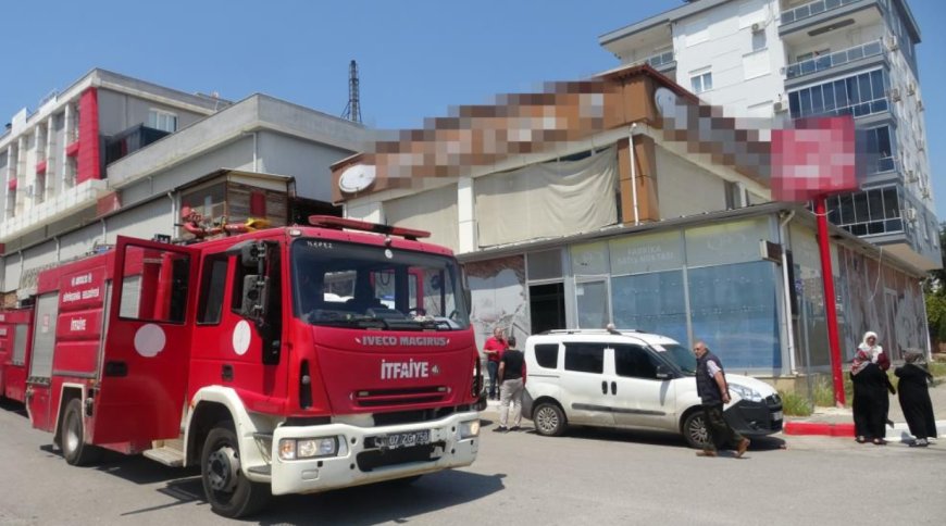 Antalya’da baklava ve lokum üretim tesisinde kazanın patlaması sonucu 1 kişi yaralandı.