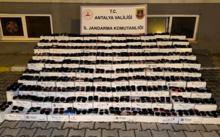 Alanya'da Kaçakçılık Operasyonu: 10 Milyon TL Değerinde Gözlük Ele Geçirildi