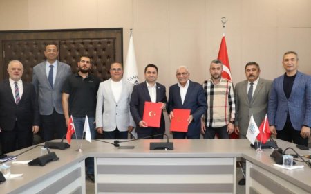 Alanya’da Eğitime Anlamlı Destek: Hayırsever Alirıza Bacaksız’dan ALKÜ’ye Bina Bağışı