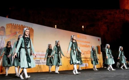 Dünya Alanya’da Buluştu: 4. Uluslararası Halk Dansları ve Müzik Festivali Başladı
