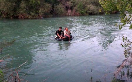 Manavgat Irmağı'nda Can Pazarı: Su Yükselince Adacıkta Mahsur Kaldılar