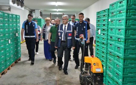 Antalya Toptancı Hali’nde Bayram Mesaisi: Künyeler ve Faturalar Mercek Altında