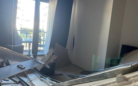 Alanya'da Asma Tavan Çökmesi Sonucu 2 Kişi Hastaneye Kaldırıldı