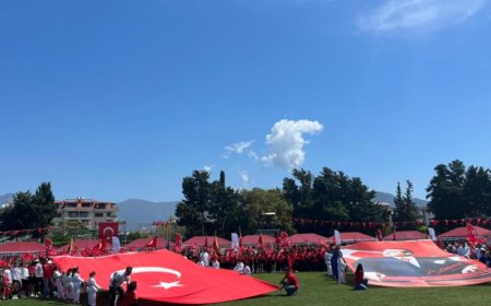 Alanya’da 19 Mayıs Atatürk’ü Anma, Gençlik ve Spor Bayramı Resmî Törenlerle Kutlandı