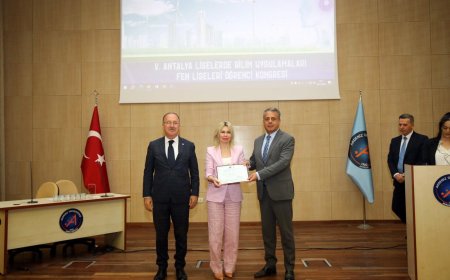 Gençlerin Bilim Ateşi Antalya’dan Yükseldi: Tarımdan Yapay Zekaya Her Şey Konuşuldu