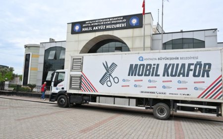 Antalya’nın Mobil Kuaförü Bu Kez Huzurevi Sakinleri İçin Yollarda!