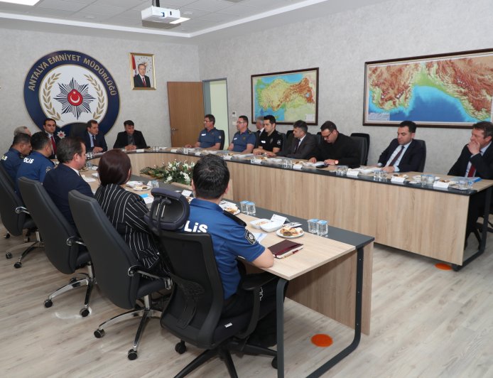 Antalya’da Özel Güvenlik ve Genel Kolluk Personeline Kapsamlı Eğitim