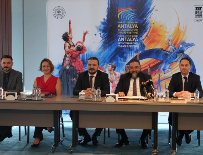 Hollanda’dan Hindistan’a Sanat Çıkartması: Antalya 16. Uluslararası Tiyatrosu Lansmanı Yapıldı.