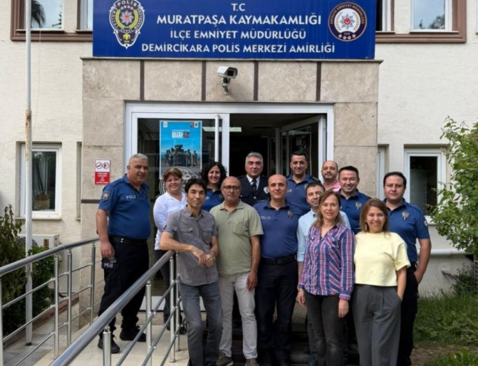 Antalya’da Duygusal Dakikalar: Komiser Küçük’ten Telsizle Son Elveda