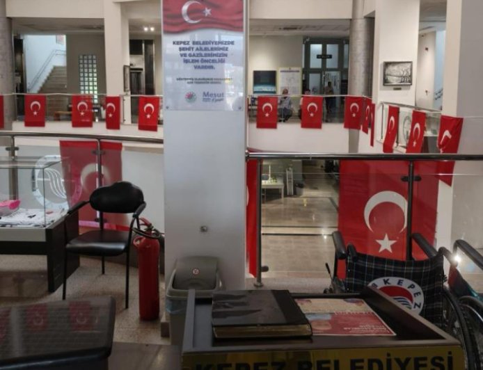 Kepez Belediyesi’nde Anlamlı Uygulama: Şehit Yakınları ve Gazilere İşlem Önceliği
