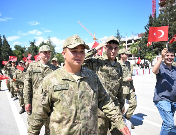 Antalya’da Engel Tanımayan Gurur: 72 Özel Genç Terhis Oldu