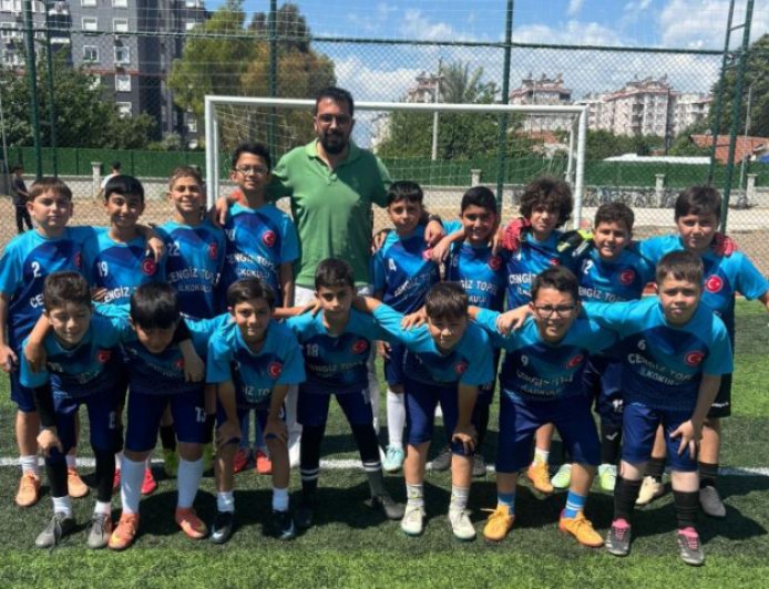Kepez’de Dev Final: Cengiz Topel, Gülgün-Nihat Ömür İlkokulu’nu Mağlup Etti