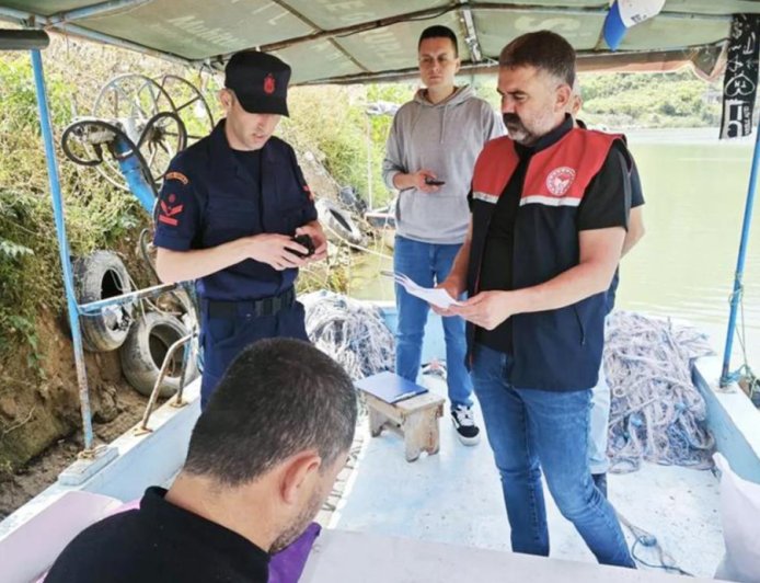 Gazipaşa Denizlerinde Sıkı Takip: Sahil Güvenlik ve Tarım Müdürlüğü’nden Ortak Denetim