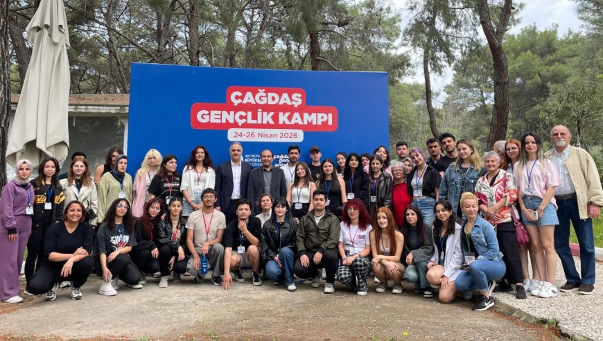 Antalya’da "Çağdaş Gençlik Kampı" Tamamlandı: 45 Genç Geleceğe Hazırlandı.