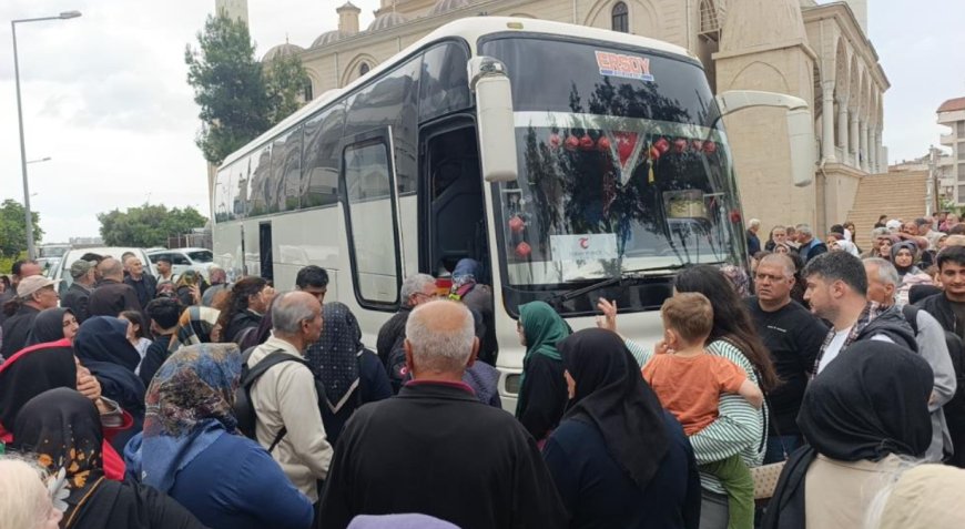 Dualar Semaya Yükseldi: Manavgatlı Hacı Adayları Kutsal Topraklara Uğurlandı