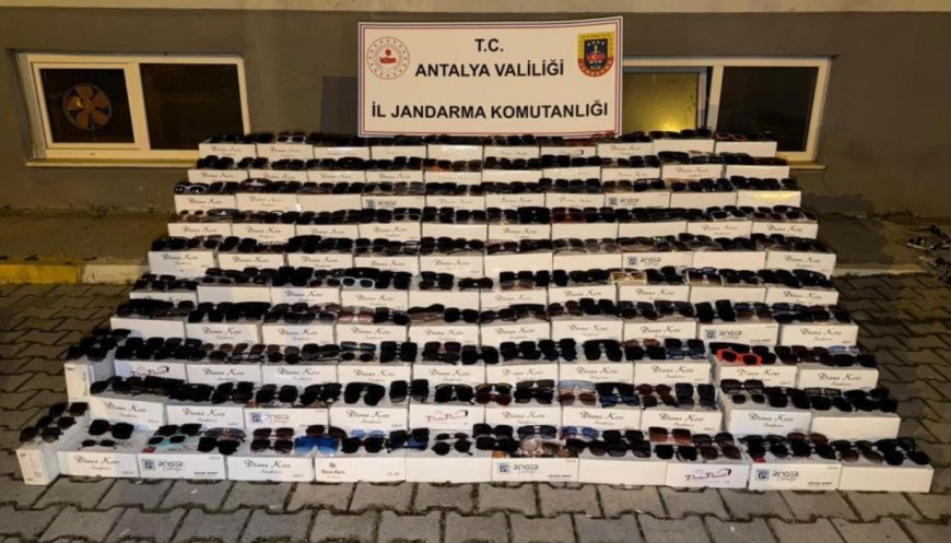 Alanya'da Kaçakçılık Operasyonu: 10 Milyon TL Değerinde Gözlük Ele Geçirildi