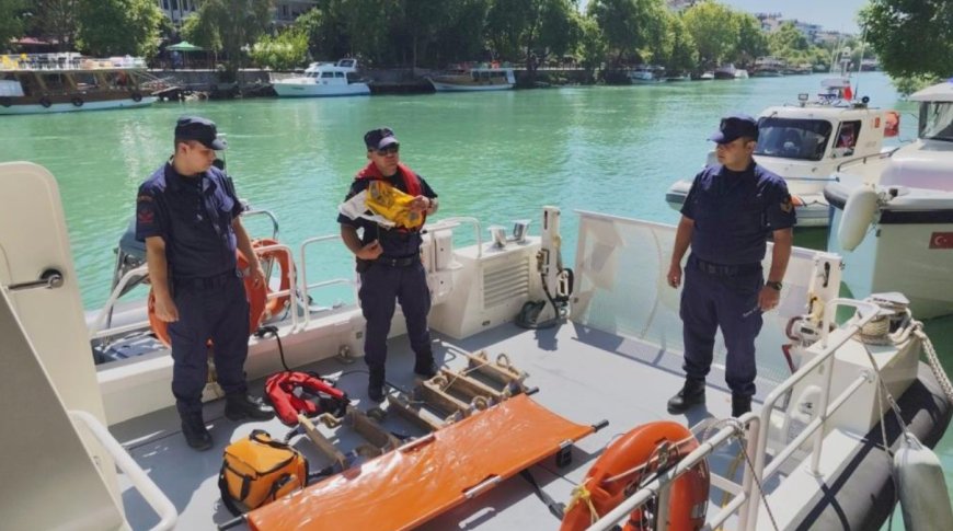 Manavgat’ta Hayat Kurtaran İş Birliği: 112 Personeline Denizde Tahliye Eğitimi