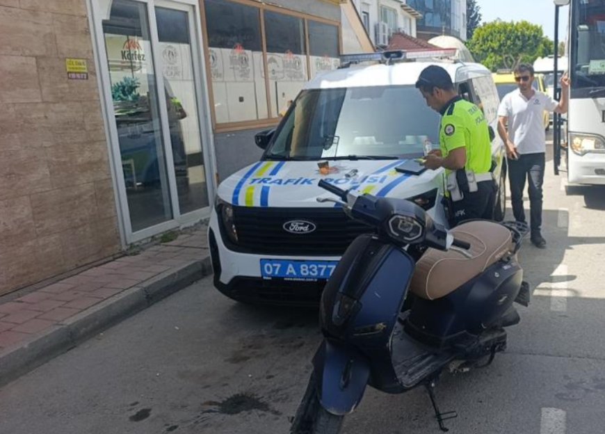 Manavgat'ta Nefes Kesen Takip: Otobüse Çarpıp Motosikleti Bırakarak Kaçtı