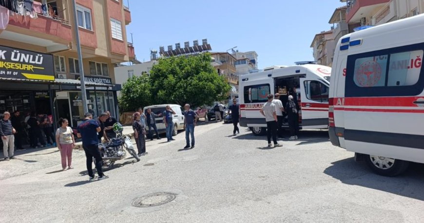 Kontrolsüz Kavşakta Çarpışma: Motosikletteki 2 Kişi Ölümden Döndü