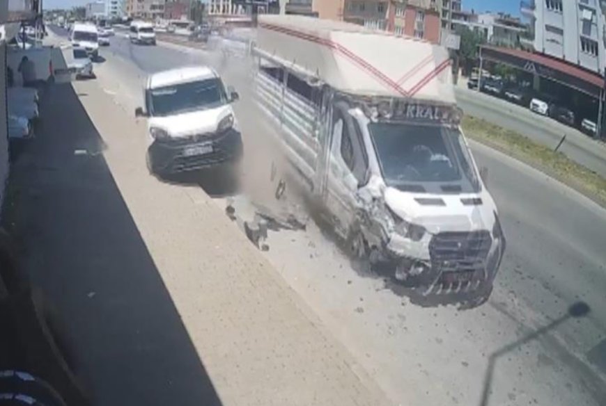 Lastik Patladı, Direksiyon Hakimiyeti Kayboldu: Serik’te Ucuz Atlatılan Kaza!