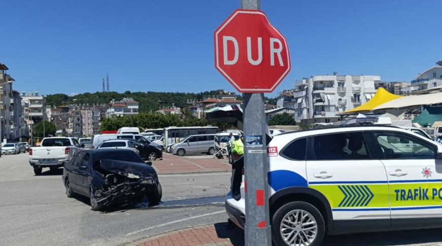 Manavgat’ta Kural Tanımayan Sürücü Facia Yarattı: 2 Sürücü Hastaneye Kaldırıldı