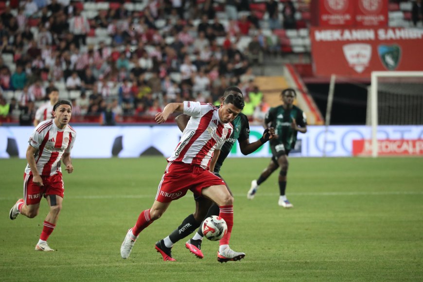 Ateş Hattından Çıkış Yolu Bulunamadı: Antalyaspor Küme Düştü