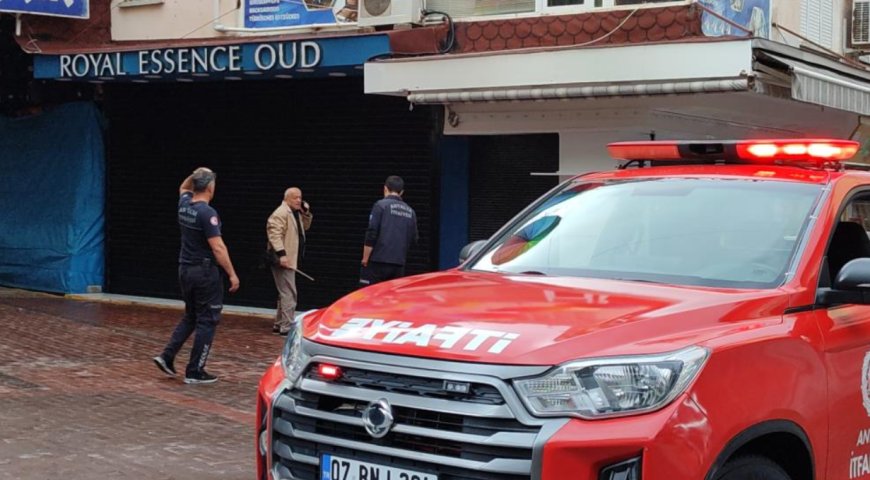 Alanya’da İş Yerinde Korkutan Dumanlar: İtfaiye Hızla Müdahale Etti