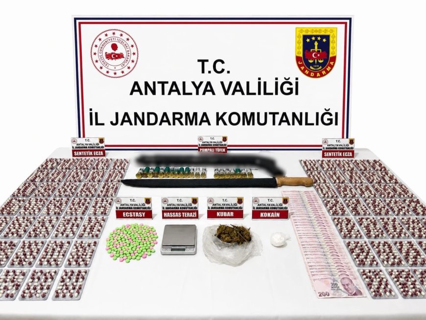 Alanya’da Jandarmadan Dev Uyuşturucu Operasyonu: Çok Sayıda Zehir Taciri Yakalandı
