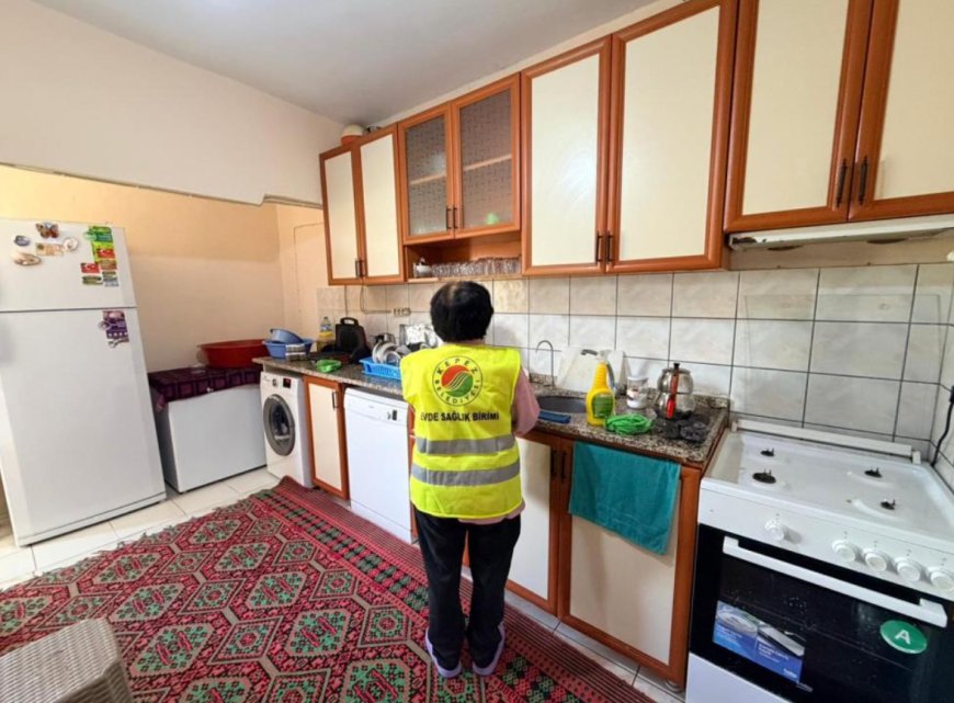 Kepez’de Bayram Temizliği Vefası: Şehit ve Gazi Aileleri Yalnız Değil