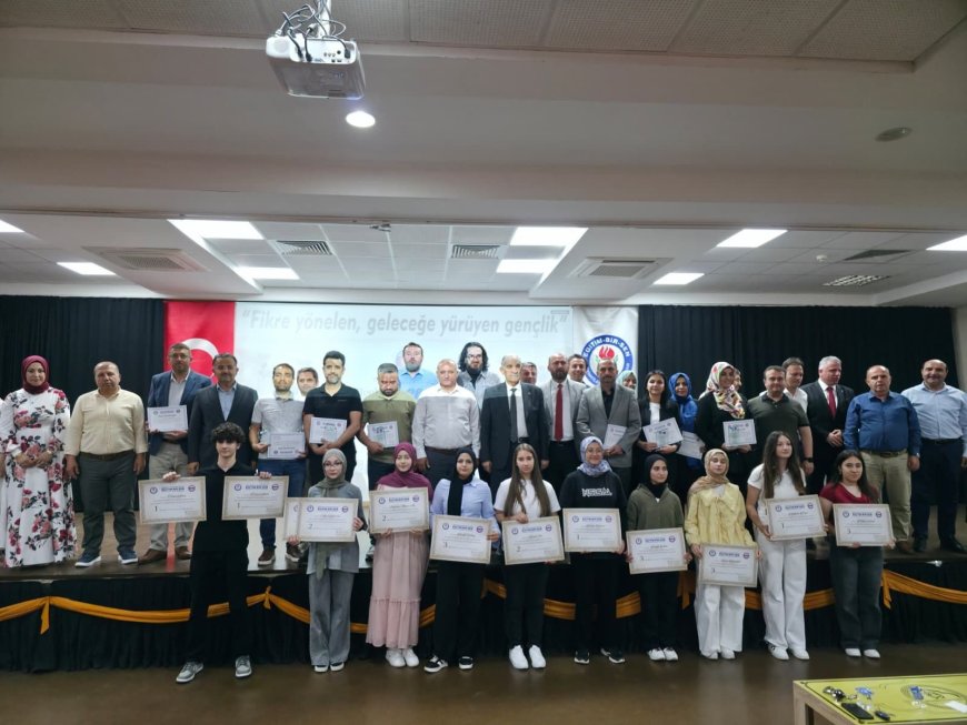 Antalya’da Bilge Nesil Rüzgarı: Dereceye Giren Öğrencilere 210 Bin TL Ödül