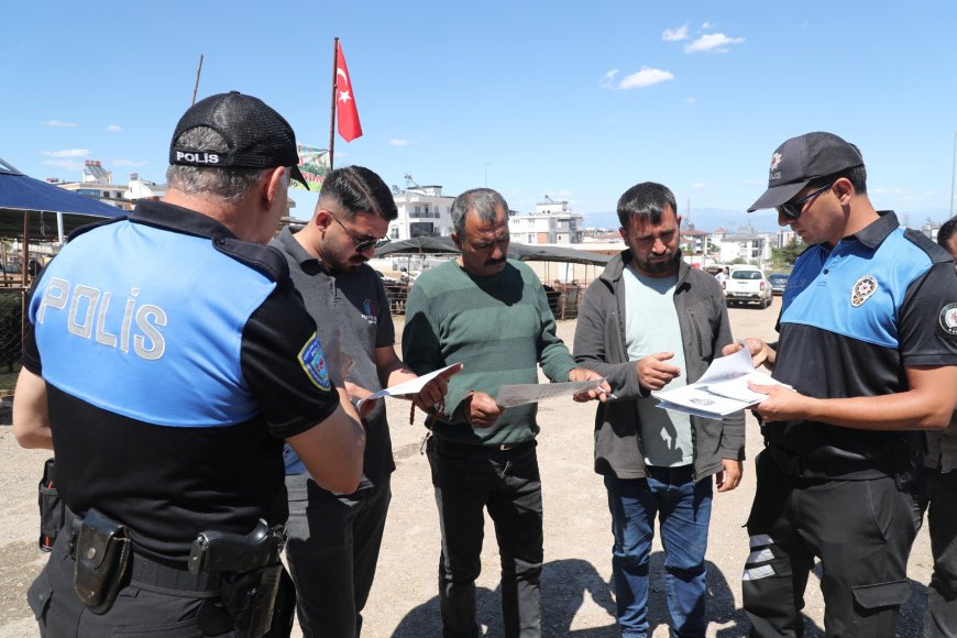 Kurban Pazarlarında "Güvenli Alışveriş" Mesaisi: Emniyetten Dolandırıcılık Uyarısı
