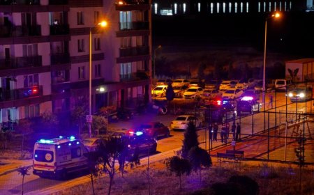 Antalya'da Site Sakinleri Hizmet Yetersizliği Gerekçesiyle Eylem Yaptı