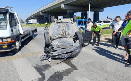 Manavgat'ta Mucize Kurtuluş! Ters Dönen Otomobilden Burnu Bile Kanamadan Çıktı