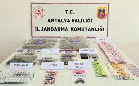 Döşemealtı'nda Dev Uyuşturucu Operasyonu: 11 Kilodan Fazla Skunk Ele Geçirildi!