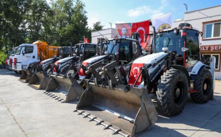 Alanya Belediyesi Fen İşleri Filosunu Genişletti: Yeni İş Makineleri Sahaya İndi