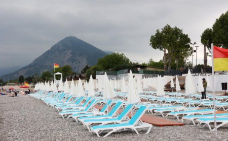 Antalya Büyükşehir Belediyesi Yeni Plajını Hizmete Açtı