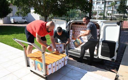 Kemer Belediyesi 6 Bin 500 Öğrenci İçin Kırtasiye Hazırlıklarına Başladı