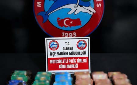 ALANYA’DA MOTOSİKLETLİ İKİ ŞAHIS UYUŞTURUCUYLA YAKALANDI