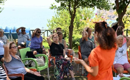 Muratpaşa’dan Parkinson Hastalarına Özel Program