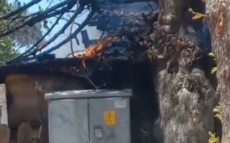 Antalya'da Kadriye Mahallesi’nde Gecekondu Yangını