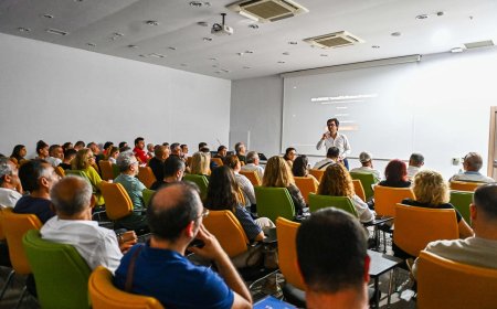 ASSİM’de STK’lara Sürdürülebilirlik Eğitimi: Gelir Modelleri ve Hibe Fırsatları Anlatıldı