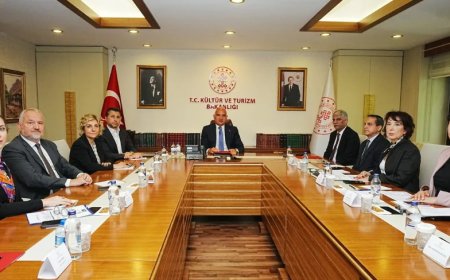 Bakan Ersoy’dan Turizm Sektörüne Yeni Dönem Mesajı