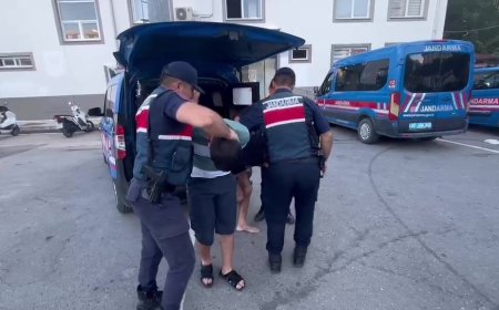 Manavgat'ta sosyal medyada terör propagandası yaptıkları iddia edilen 2 kişi tutuklandı