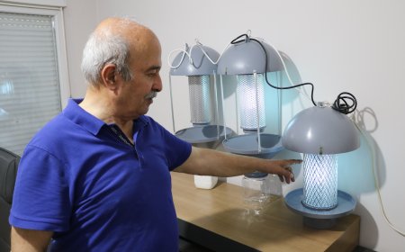 Antalya'da Devrim Niteliğinde Buluş: İlaçsız Tarım Sağlayan "Işık Tuzağı" Geliştirildi!