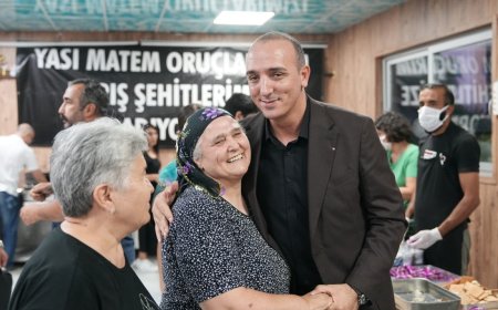 Başkan Cem Kotan Muharrem Orucunda Vatandaşlarla Buluştu: Lokmalar Paylaşıldı!
