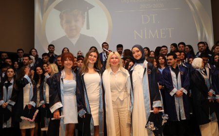 Akdeniz Üniversitesi Diş Hekimliği’nde Mezuniyet Gururu: Rektör Özkan’dan "İnsani Dokunuş" Vurgusu!