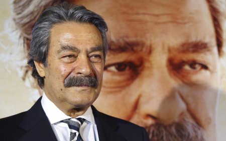 Usta oyuncu Kadir İnanır, tedavi gördüğü hastanede hayatını kaybetti.